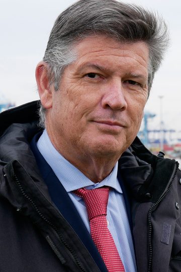 comport-chairman